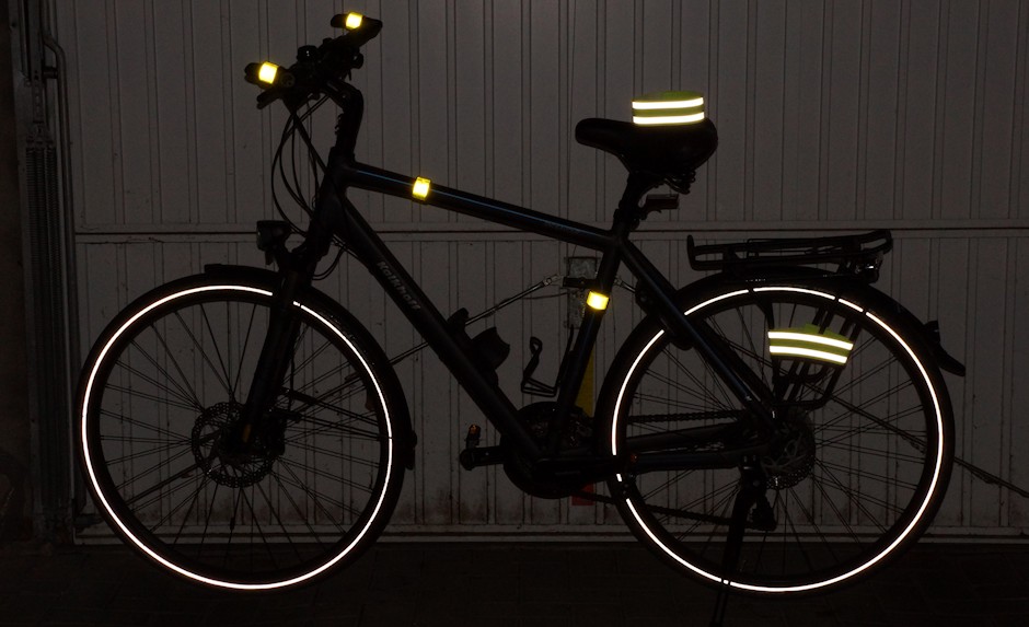 Reflektorbänder, Schutzbekleidung, Mehr Sicherheit beim Radfahren