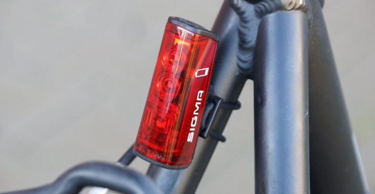 Sigma Blaze Test Fahrrad Rücklicht mit Bremslichtfunktion