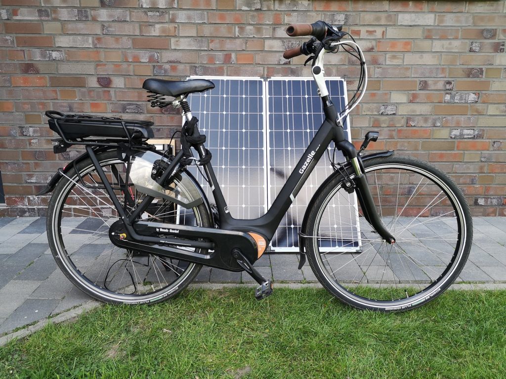 E-Bike-Akku an einer Solar-Powerstation laden? Klar geht das!