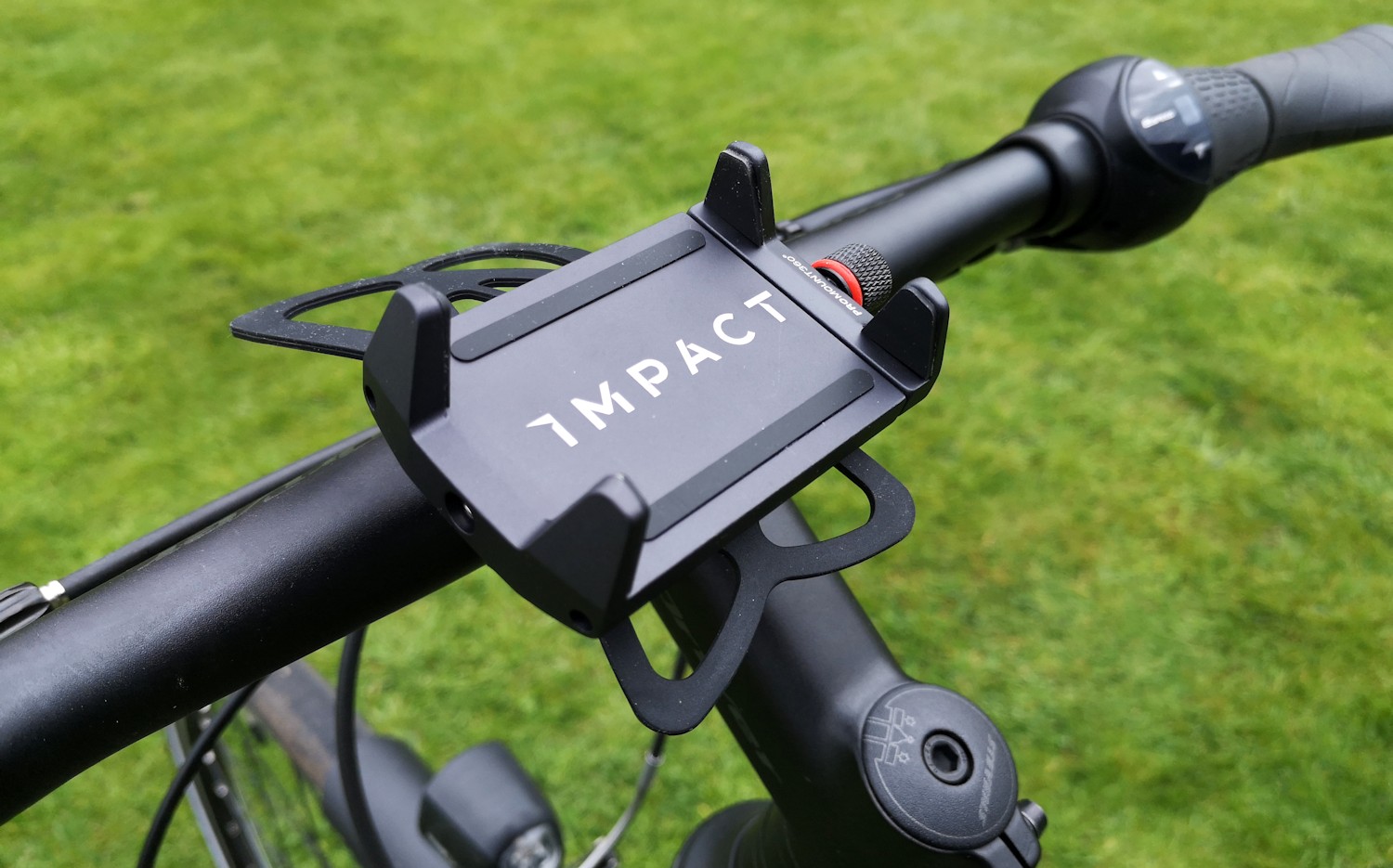 Impact Pro Mount 360° Test - Handyhalter für den Lenker